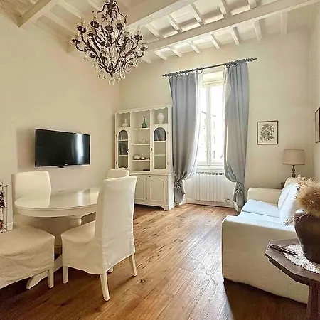 Luxury Close To S. Frediano - Victor Florencie